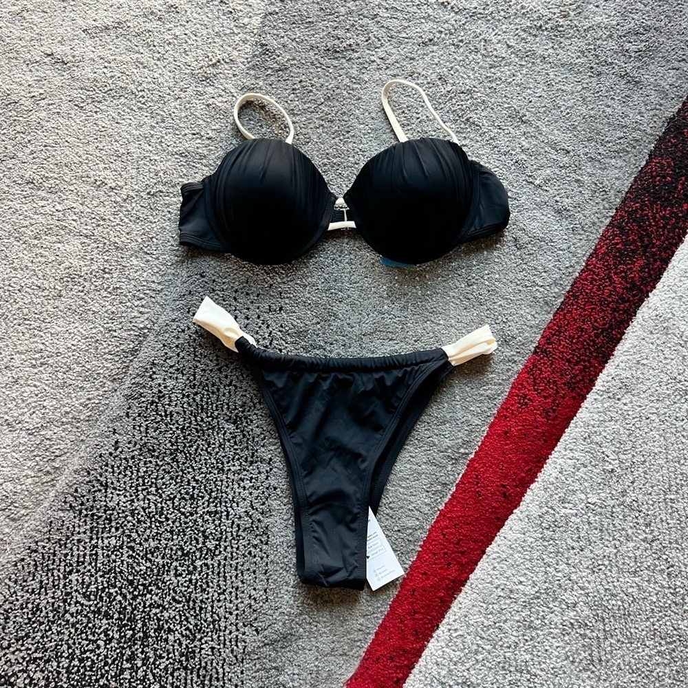 Cupshe Black And White 2PC Bikini Swimsuit Set